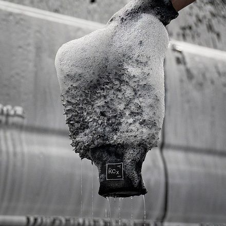 Exterior Wash Mitt (with Stitched KCX-Logo) - рукавица для мойки автомобиля слайд 4 Exterior Wash Mitt (with Stitched KCX-Logo) - рукавица для мойки автомобиля слайд 4