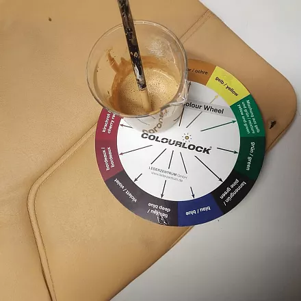 Краска для кожи COLOURLOCK желтый Lederfarbe gelb 1000мл слайд 2